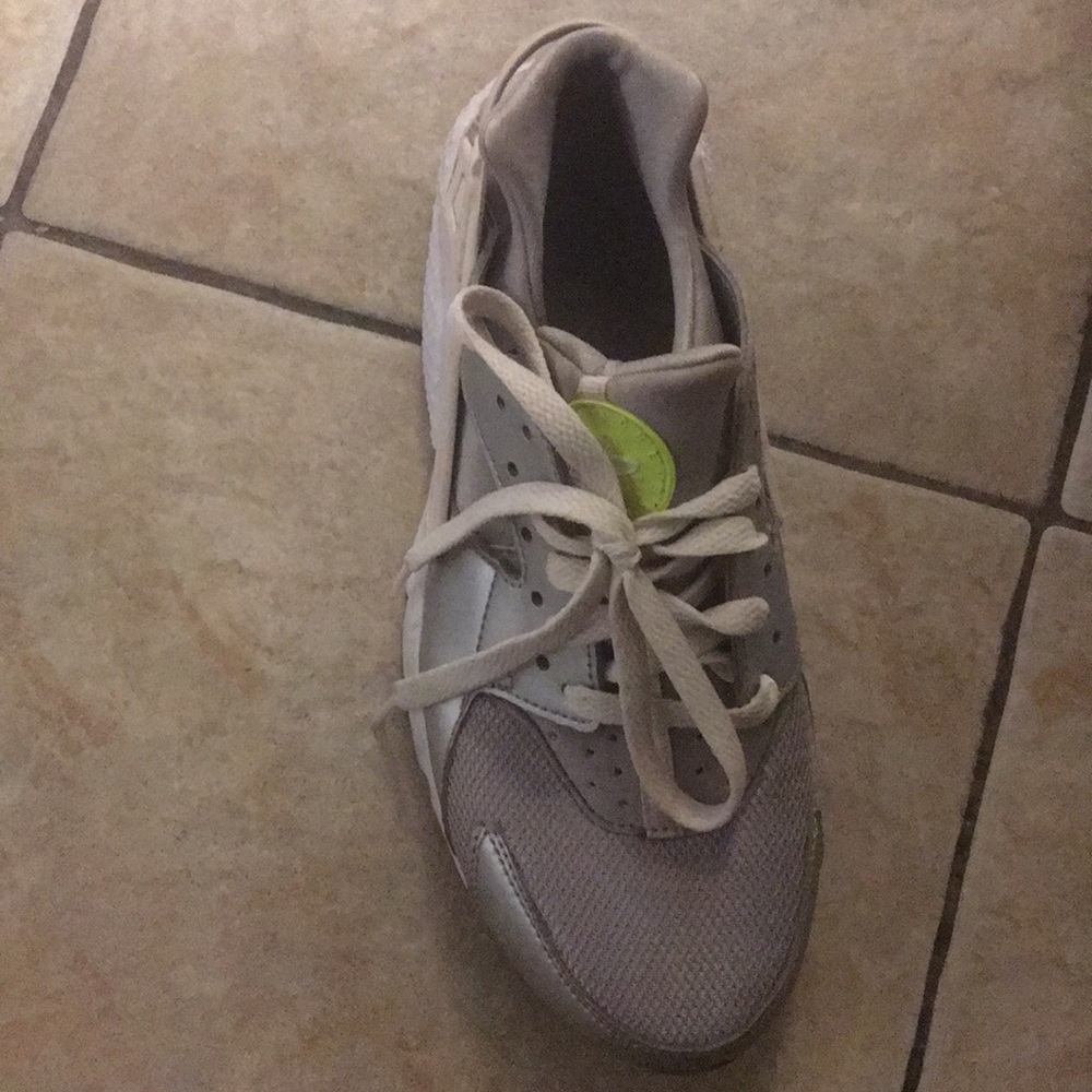 huarache - Picture 2 of 3